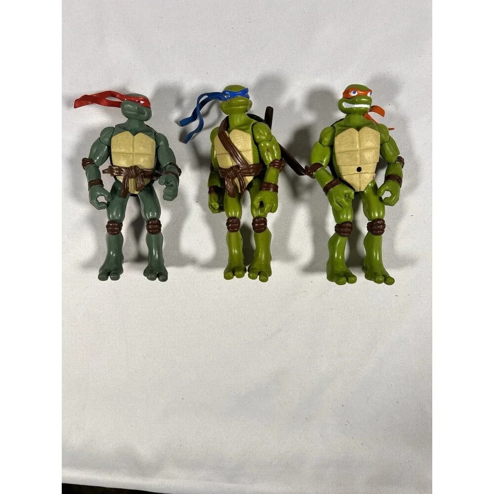 2006 Teenage mutant ninja turtles lot of 3
